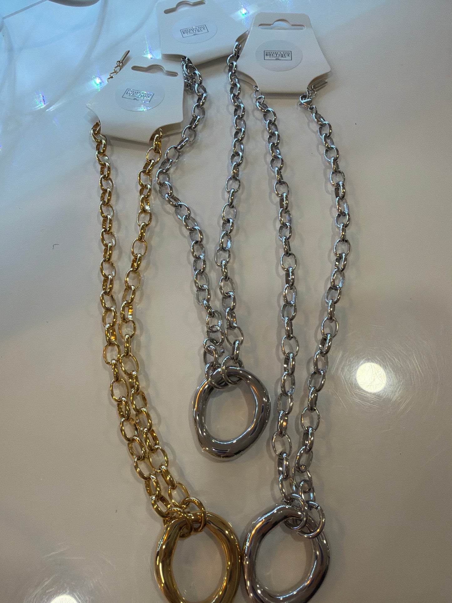 Chansutt circle necklace