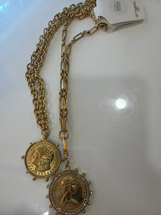 Chansutt Coin necklace